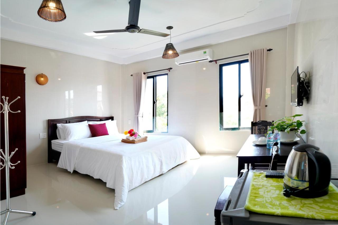 Pink Beach Homestay Хойан Экстерьер фото